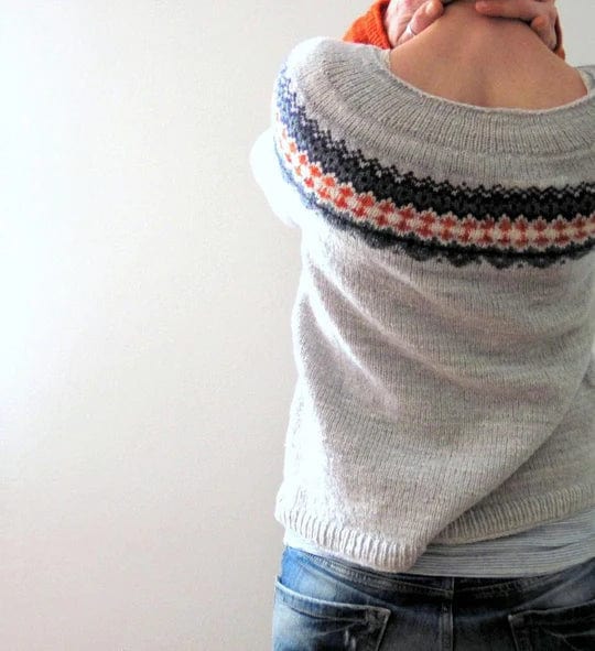 CD | Pulover gri în stil boho